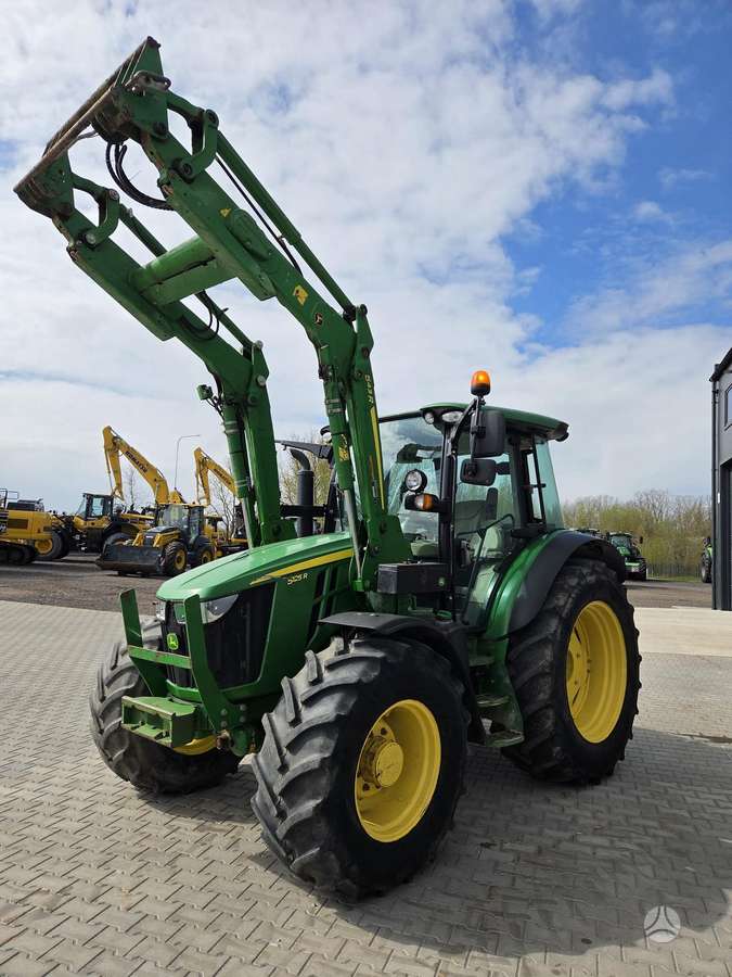 John Deere 5125 R